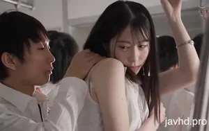 Cô giáo trẻ dễ thương và cậu sinh viên cá biệt suzuno uto